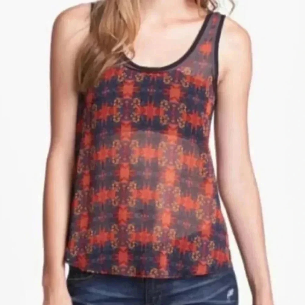 ASTR Tank Bright Pattern Scoop Neck